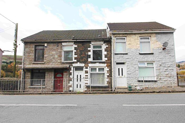 3 Bedroom Terraced House To Rent In Miskin Road, Trealaw, CF40