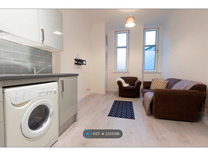1 Bedroom Flat To Rent In Old Dumbarton Road, Glasgow, G3