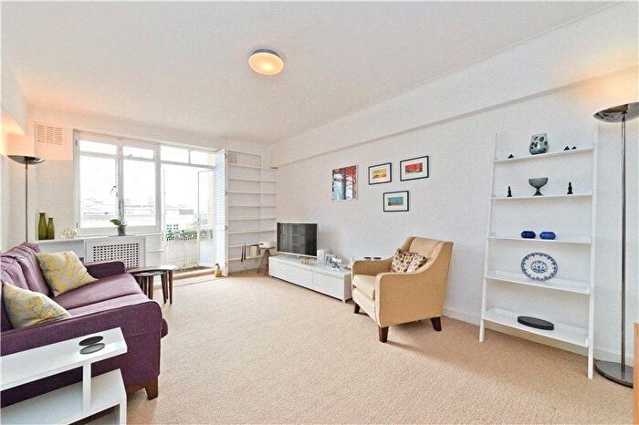 1 Bedroom Flat To Rent In Harrow Lodge, St. John's Wood Road, NW8