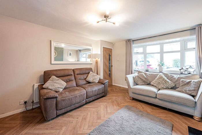 5 Bedroom Detached House For Sale In Elmwood Road, Stourbridge, DY8