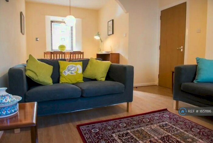 2 Bedroom Flat To Rent In Sandport, Edinburgh, EH6