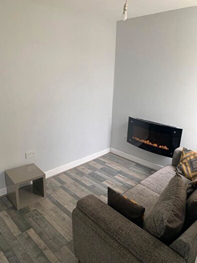 1 Bedroom Flat To Rent In Liverpool Road, Manchester, M30