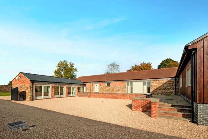 4 Bedroom Detached House To Rent In Overthorpe Road, Banbury, Oxfordshire, OX17