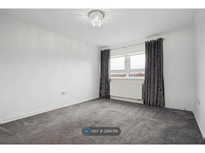 1 Bedroom Flat To Rent In Bilsland Drive, Glasgow, G20