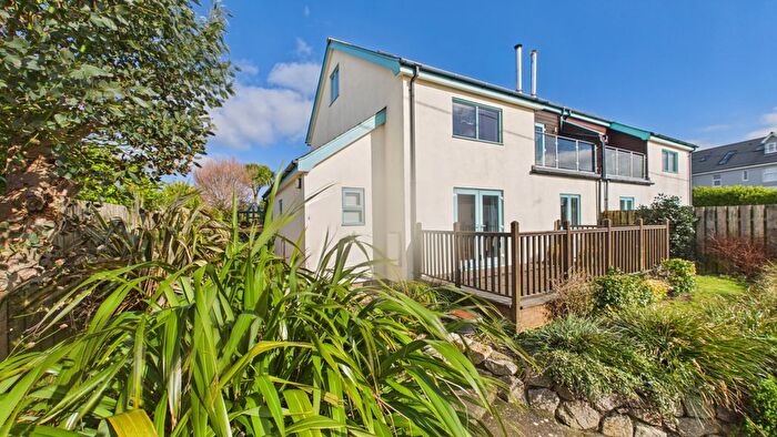 4 Bedroom Semi Detached House For Sale In School Lane, Marazion, TR17