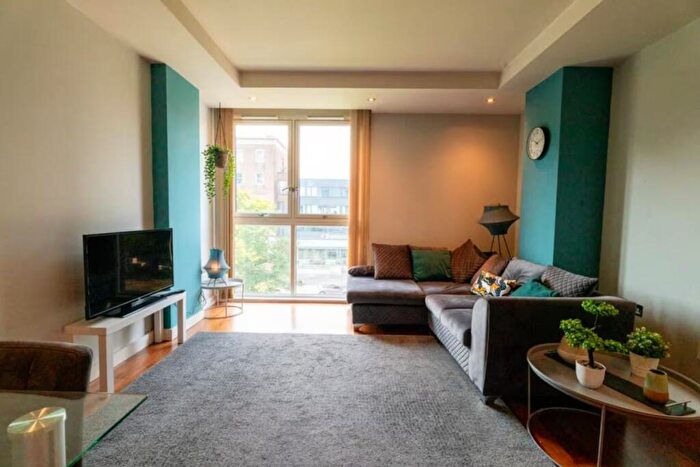 1 Bedroom Flat To Rent In Admiral House Cardiff, CF24