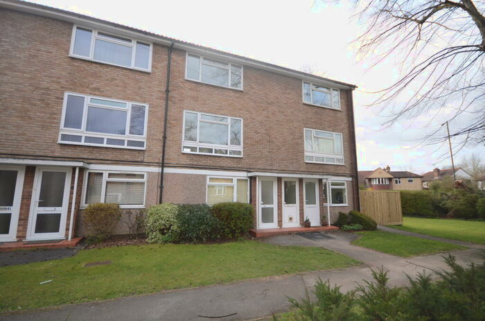 2 Bedroom Flat To Rent In Osborne Court, Osborne Road, Windsor, SL4