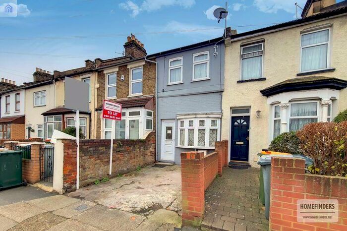 3 Bedroom Terraced House To Rent In Boleyn Road, Forest Gate, E7