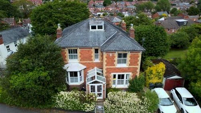 6 Bedroom Detached House To Rent In Albert Park Road, Malvern, WR14