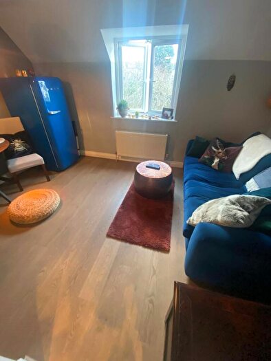 1 Bedroom Terraced House To Rent In Connor Close, Queens Road, Leytonstone, E11