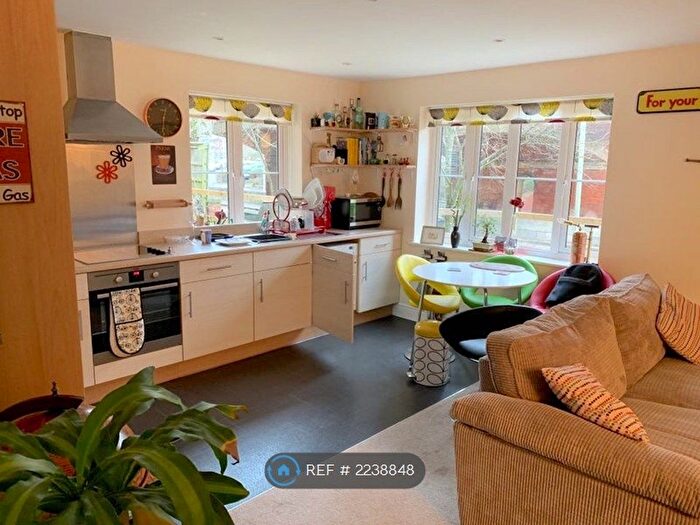2 Bedroom Flat To Rent In Norfolk, Norwich, NR1