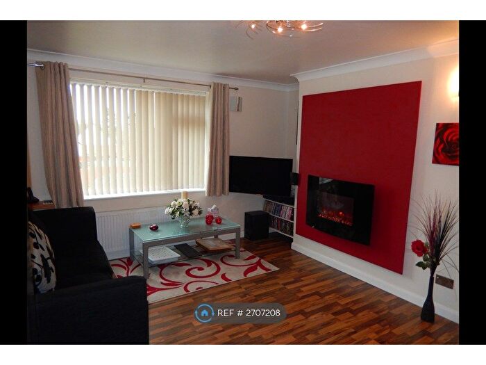 2 Bedroom Flat To Rent In Hertford Court, Kidlington, OX5