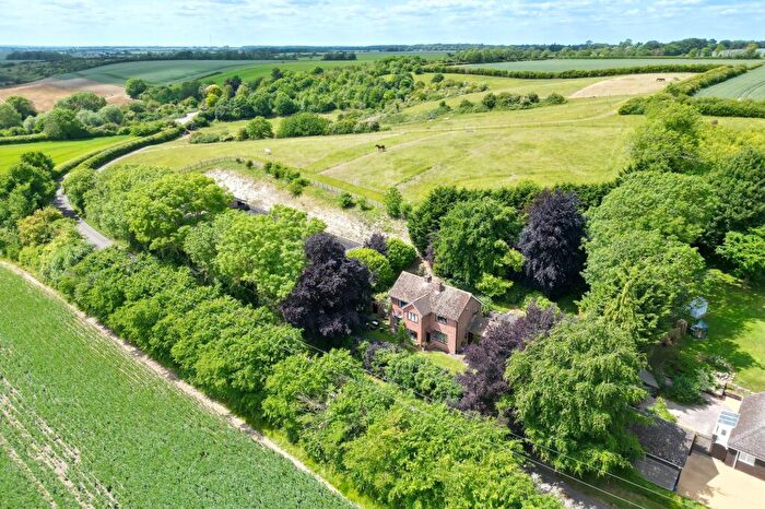 4 Bedroom Equestrian Facility For Sale In High Street, Croydon, SG8