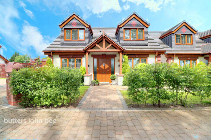 4 Bedroom Detached House For Sale In Moss Lane, Crewe, CW1