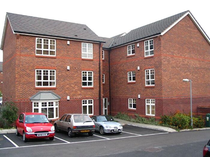 2 Bedroom Apartment To Rent In Cleeves Court, City Skirts, NG7