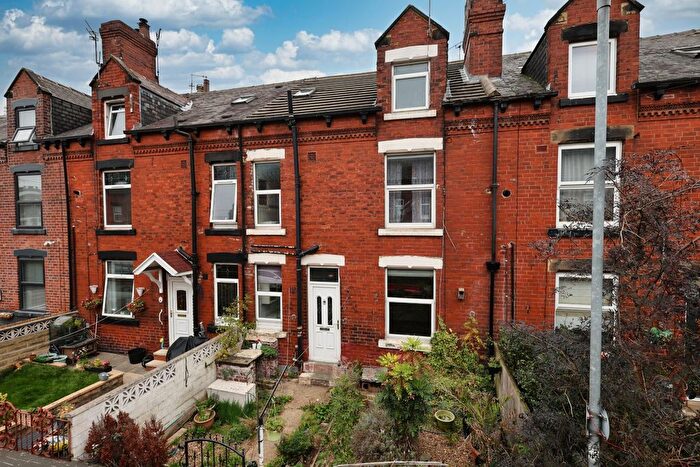 3 Bedroom Terraced House For Sale In Park Avenue, Armley, Leeds, West Yorkshire, LS12