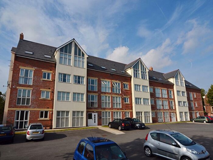 2 Bedroom Flat To Rent In Kensington House, Tyne And Wear, Gray Road, Sunderland, SR2