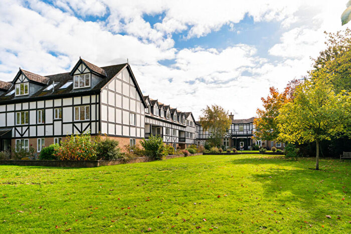 2 Bedroom Apartment For Sale In West Street, Godmanchester, PE29