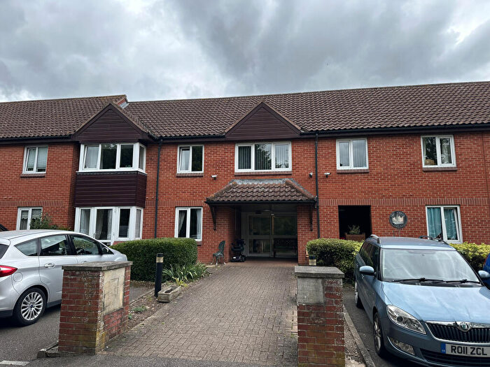 1 Bedroom Flat For Sale In Old School Court, Violet Hill Road, Stowmarket, IP14