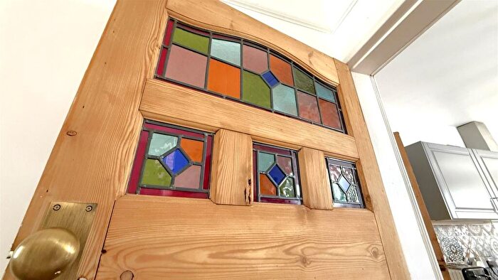 3 Bedroom Terraced House For Sale In Sir Johns Road, Selly Park, Birmingham, B29