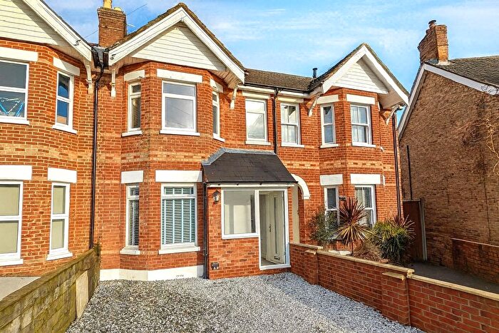 3 Bedroom Terraced House For Sale In Pottery Road, Lower Parkstone, Poole, Dorset, BH14
