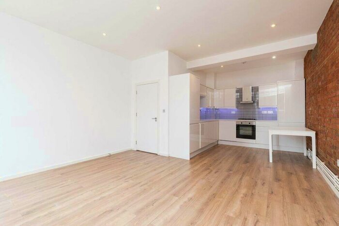 1 Bedroom Flat To Rent In Ability Plaza - Kingsland Road, Dalston, E8