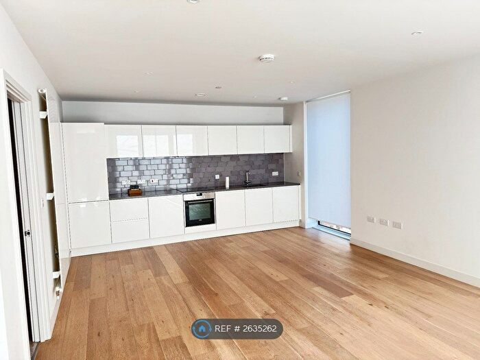 1 Bedroom Flat To Rent In Flagship House, London, E16