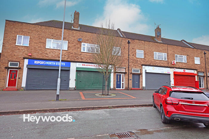 2 Bedroom Flat For Sale In Hanbridge Avenue, Bradwell, Newcastle-under-Lyme, Staffordshire, ST5