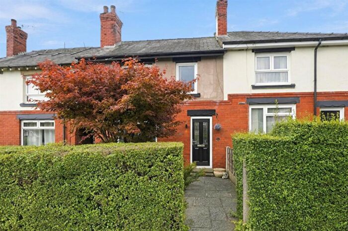 2 Bedroom Terraced House For Sale In Cedar Grove, Macclesfield, SK11
