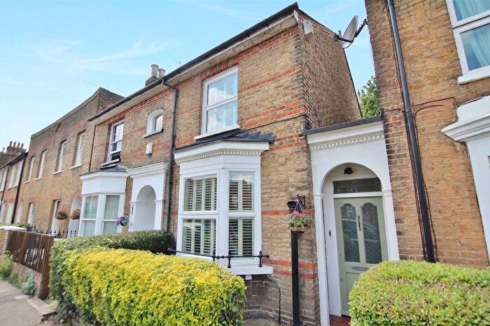 2 Bedroom Semi-Detached House To Rent In Worple Road, Isleworth, TW7