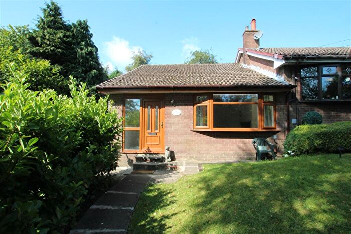 2 Bedroom Property For Sale In Ainsworth Avenue, Horwich, Bolton, BL6