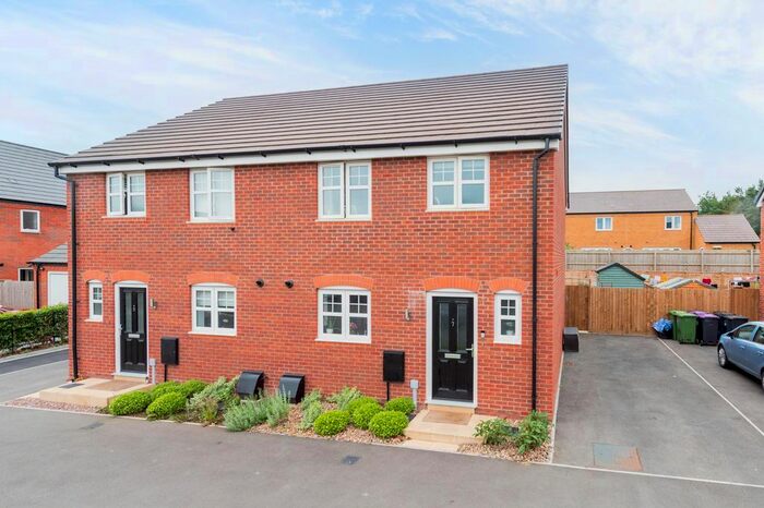 3 Bedroom Semi-Detached House For Sale In Maxfield Drive, Shrewsbury, SY2