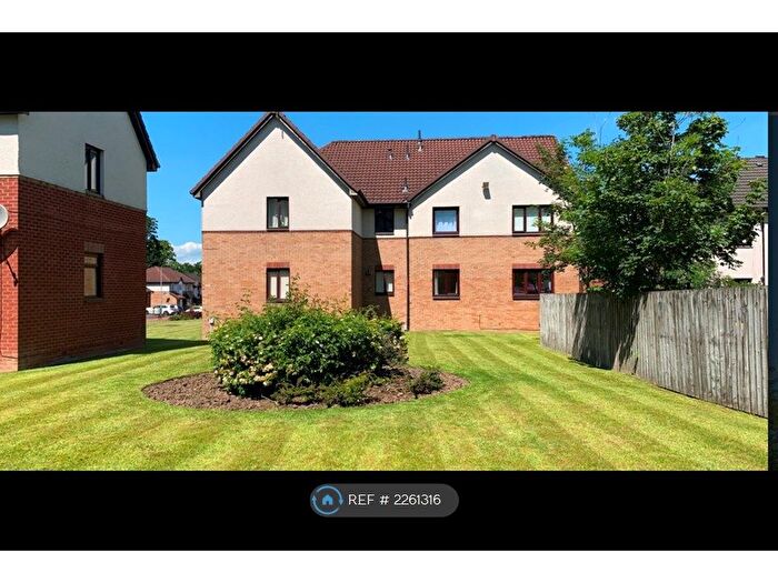 2 Bedroom Flat To Rent In Scarrel Gardens, Glasgow, G45