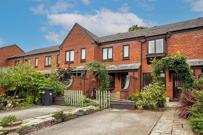 2 Bedroom Terraced House To Rent In Lammas Walk, Off The Saltisford, Warwick, CV34