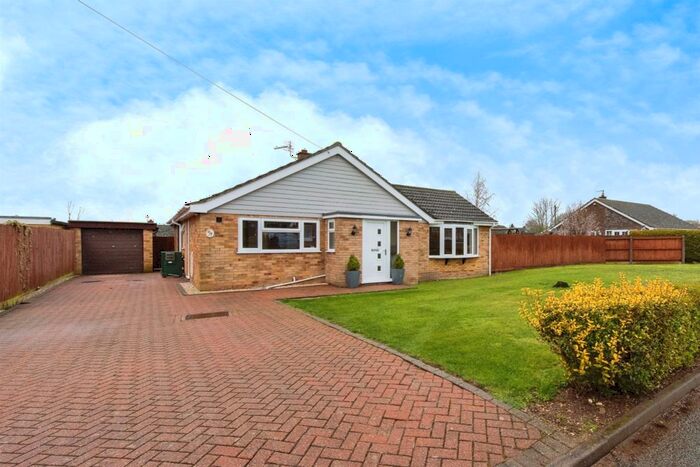 4 Bedroom Detached Bungalow For Sale In Highfields, Lakenheath, Brandon, IP27