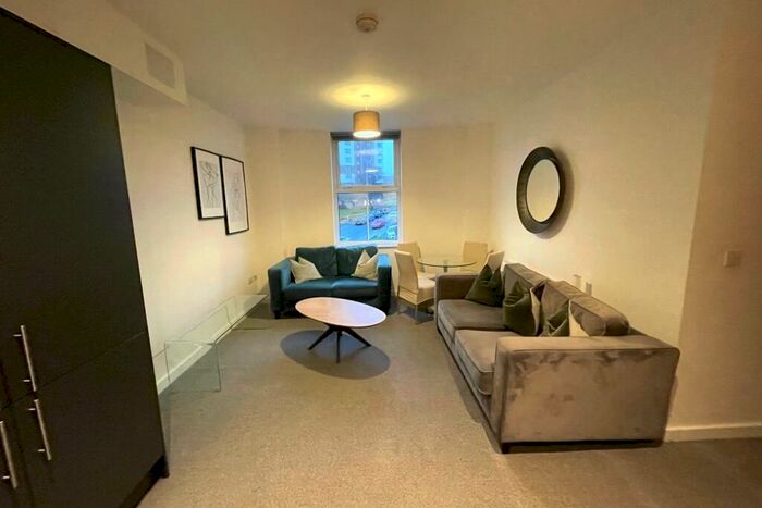 2 Bedroom Flat To Rent In Albert Terrace Road, Sheffield, S6