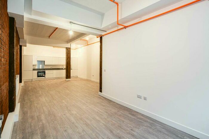 2 Bedroom Apartment To Rent In Benwell Road, London, N7