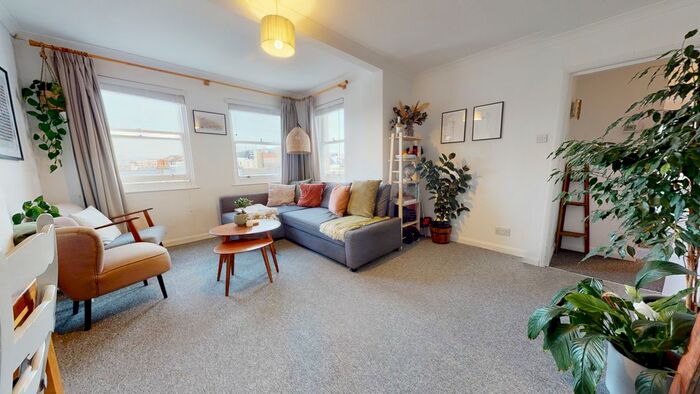 1 Bedroom Flat To Rent In St Aubyns, Hove, BN3