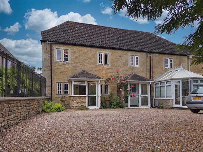3 Bedroom Cottage For Sale In Bath Road, Shaw, Melksham, SN12