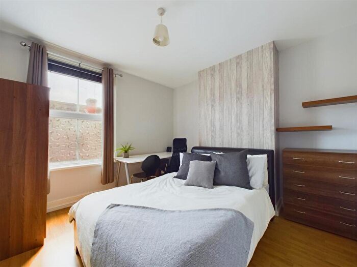 3 Bedroom Flat To Rent In Ashby Road, Loughborough - Inc Bills, LE11