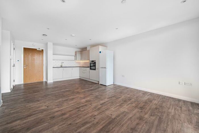 1 Bedroom Retirement Property To Rent In Woking, GU21