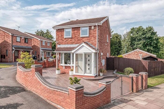 3 Bedroom Detached House For Sale In Wychbury Road, Birmingham, B32