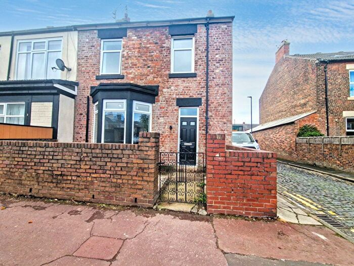 3 Bedroom End Terrace House To Rent In Regent Road, Gosforth, Newcastle Upon Tyne, NE3