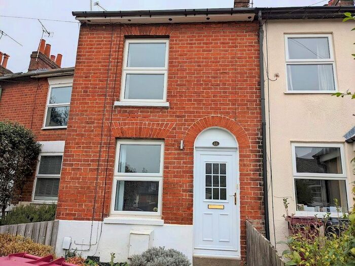 2 Bedroom Terraced House To Rent In Princes Street, Reading RG1