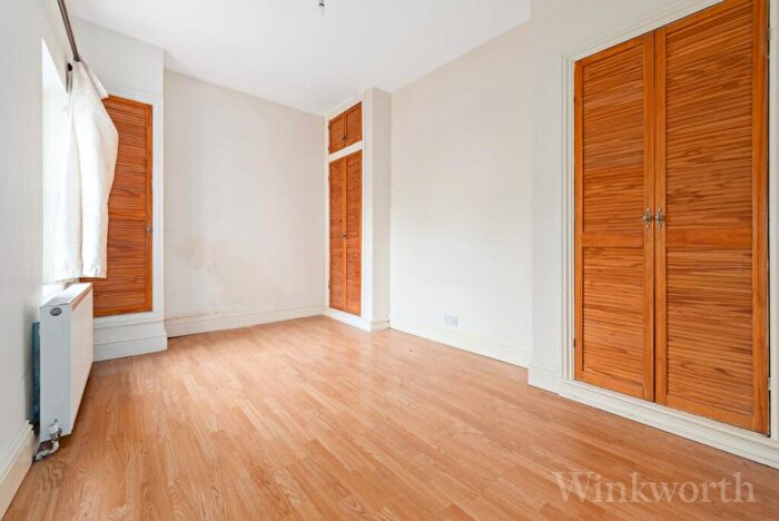 1 Bedroom Apartment To Rent In New Cross Road, London, SE14