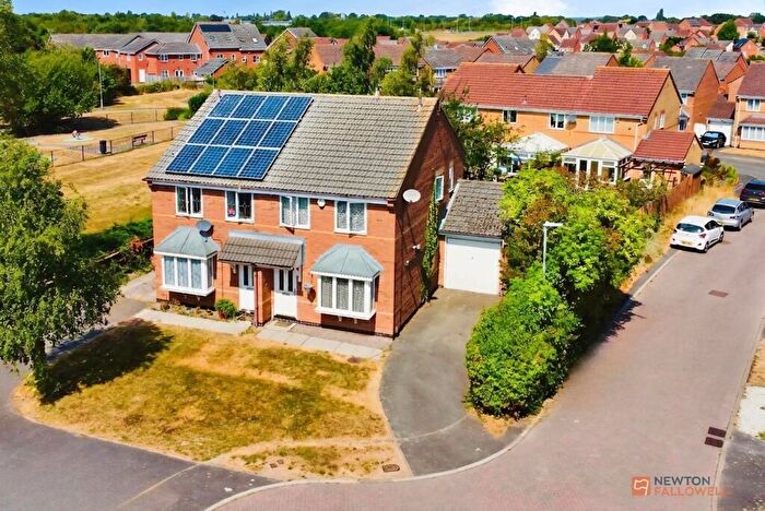 3 Bedroom Semi-Detached House For Sale In Priestman Road, Thorpe Astley, LE3