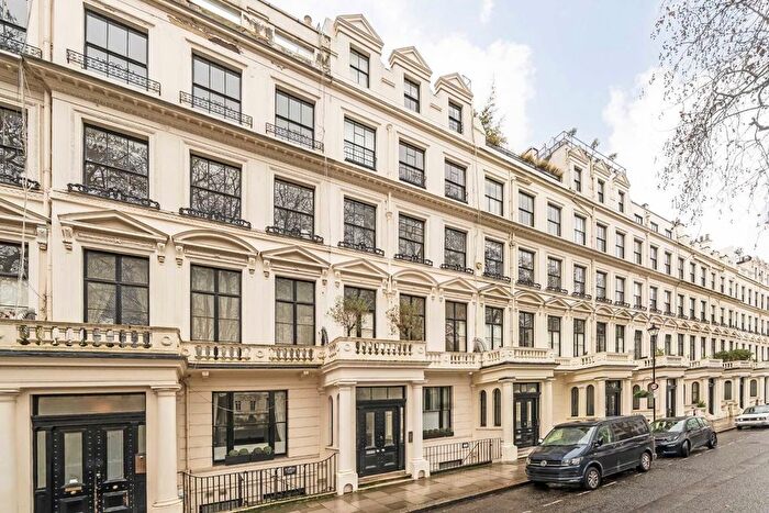 1 Bedroom Flat For Sale In Cleveland Square, Hyde Park, W2