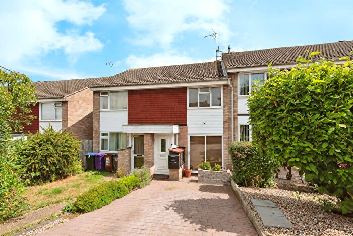 2 Bedroom Terraced House For Sale In Orchard Way, Knebworth, SG3