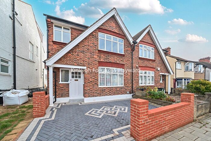 3 Bedroom Terraced House To Rent In Conifer Gardens, Streatham, London, SW16