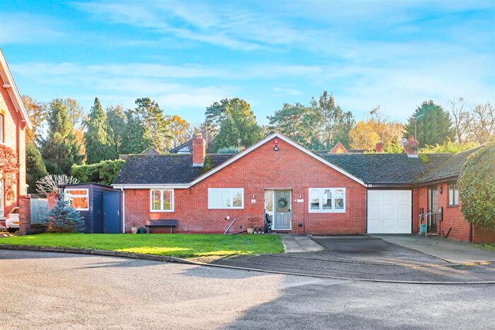 3 Bedroom Detached Bungalow For Sale In Frythe Close, Kenilworth, CV8